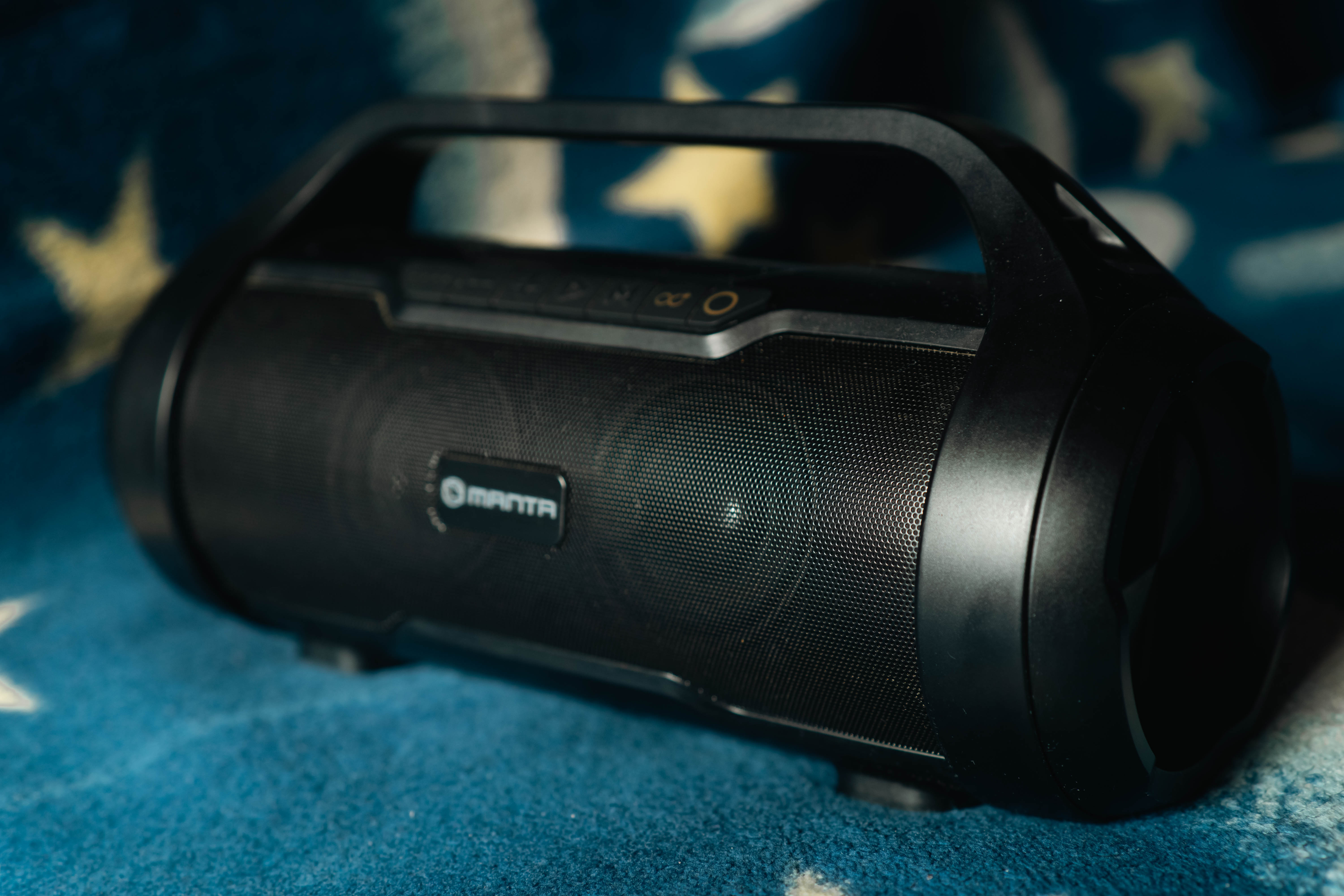 GŁOŚNIK PRZENOŚNY BLUETOOTH BEZPRZEWODOWY USB SD FM MANTA SPK215 AKU 20h